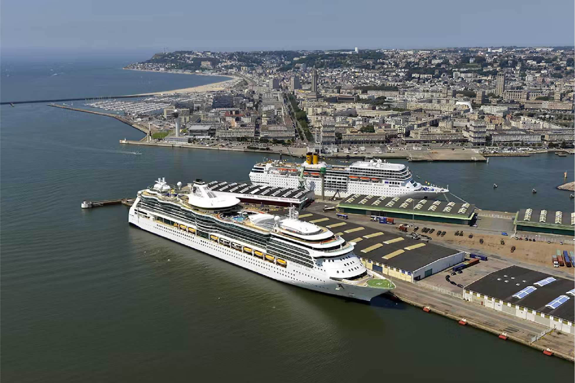 Round trip transfer from Le Havre to Paris
